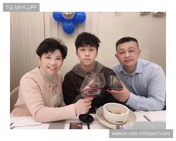 世界冠军晒家庭照
